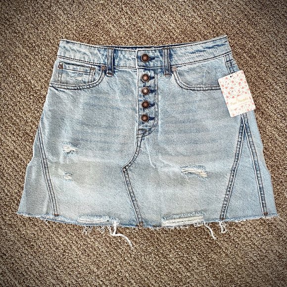 Free People NWT “Breezy” Button Front Denim Mini Skirt - Picture 1 of 10